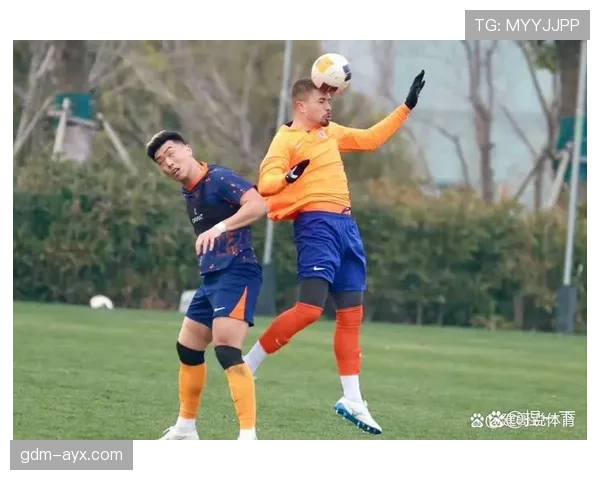 马里边路速度惊人，攻防转换高效助球队表现亮眼