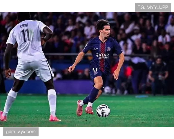 鲁伊斯精进控球技艺，助球队关键战役告捷