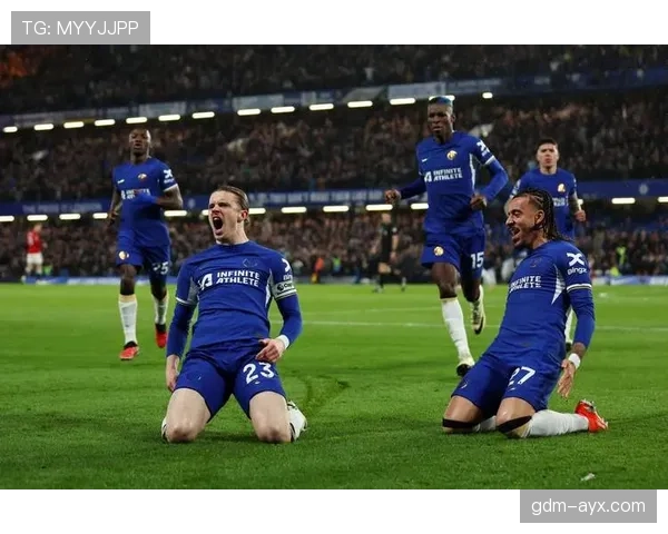 切尔西中场运转有序却缺关键连接点,节奏控制力下滑影响扩大 切尔西中场运转有序却缺关键连接点,节奏控制力下滑影响扩大